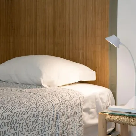 Principe Real Beautiful View 3 Bedrooms Flat! דירה ליסבון