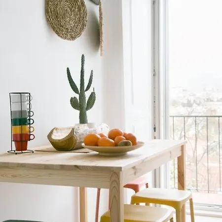 Principe Real Beautiful View 3 Bedrooms Flat!