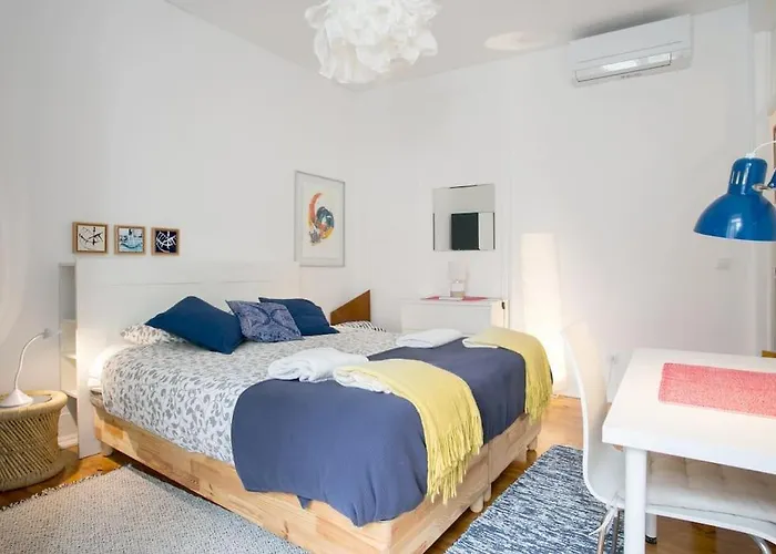 Principe Real Beautiful View 3 Bedrooms Flat! Lisbona