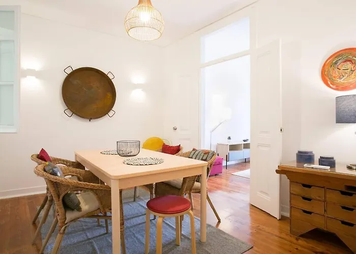 Principe Real Beautiful View 3 Bedrooms Flat!
