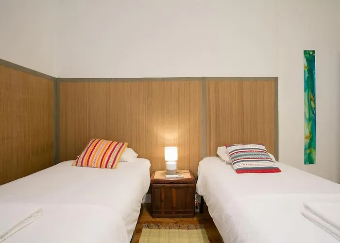 Principe Real Beautiful View 3 Bedrooms Flat! Appartamento Lisbona